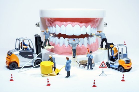 Descriptive oral health image