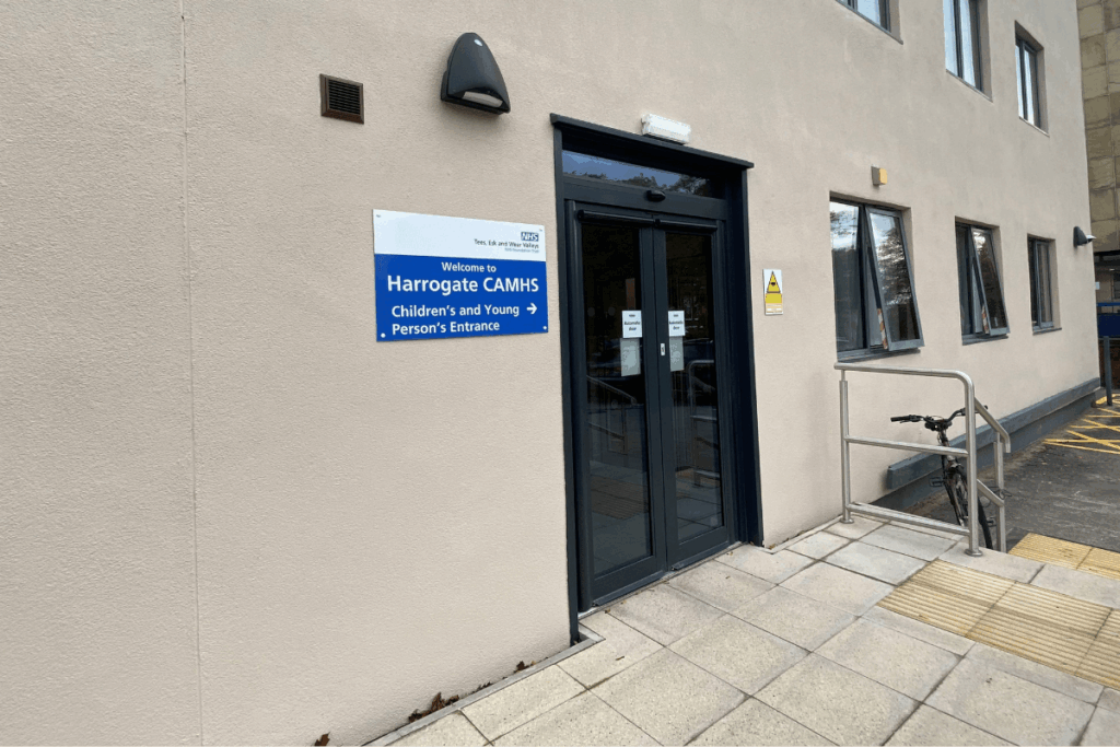 Hummingbird House CAMHS entrance